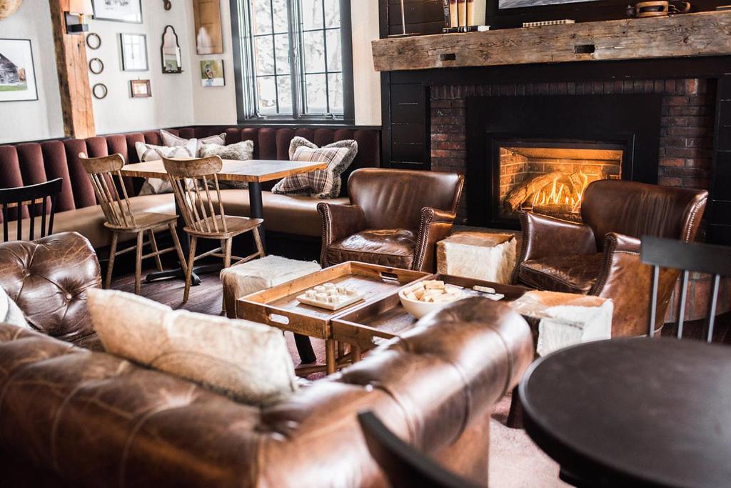 Edson Hill - A Distinctive Country Inn 斯托 外观 照片